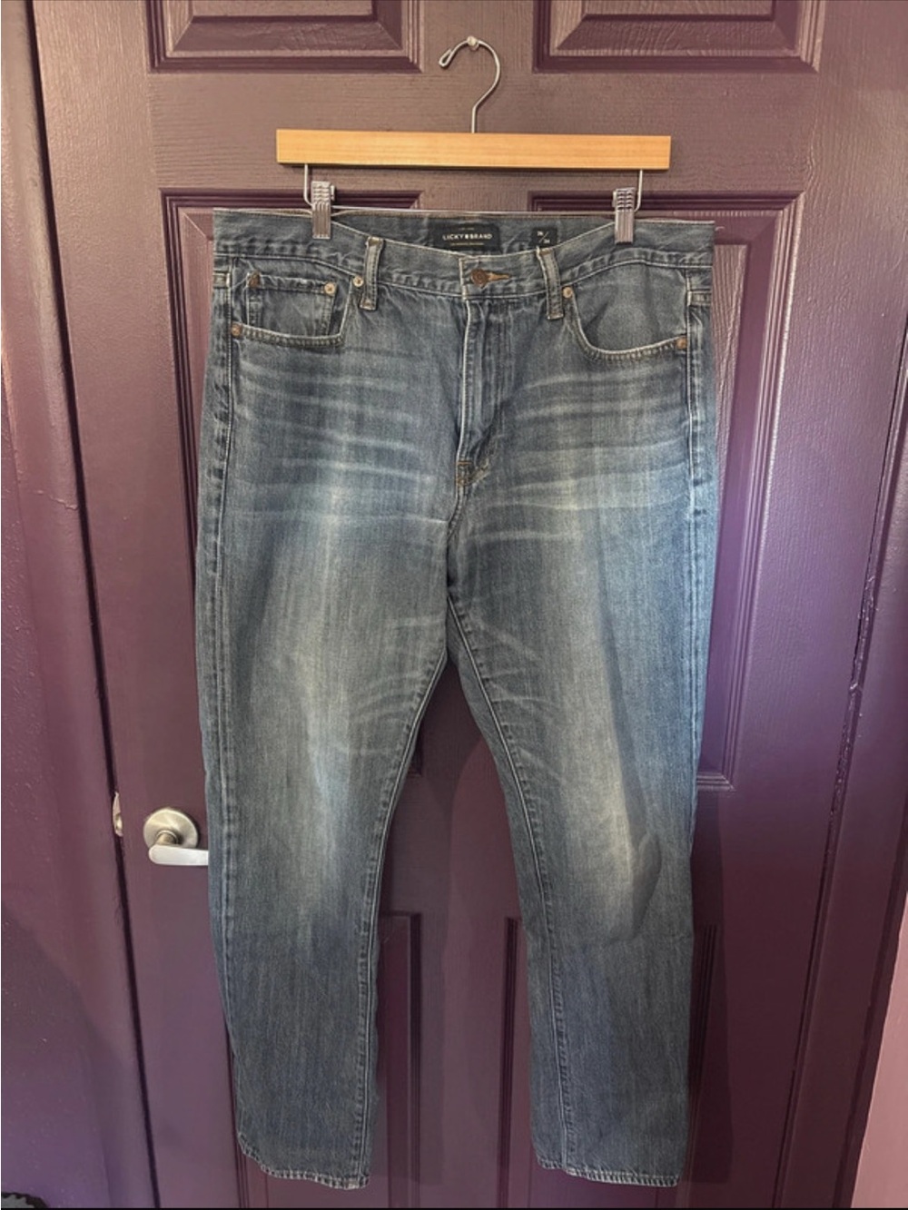 Lucky Brand Men's Washed Blue Relaxed Jeans